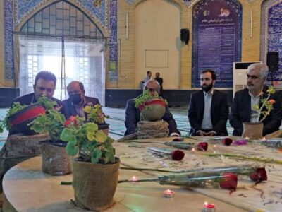 ادای احترام مدیران ارشد گروه صنایع پتروشیمی خلیج فارس به مقام شامخ شهدای گمنام در ماهشهر